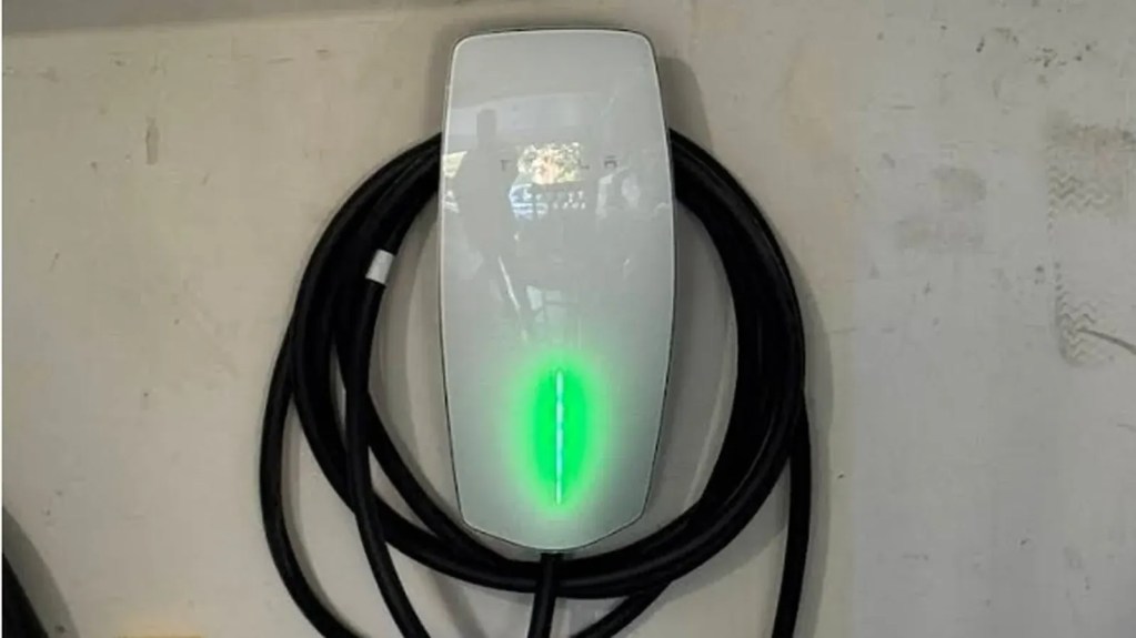 Ev charger tesla connector (wide view)