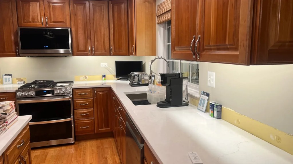 Kitchen cherry cabinet lighting