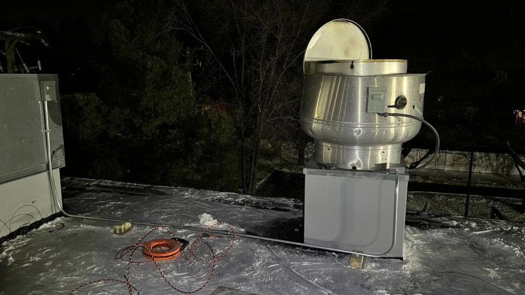 Rooftop equipment electrical